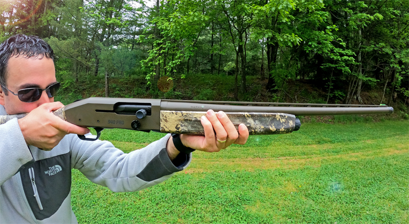 940 image2 Mossberg 940 Pro Waterfowl Review | Tested vs. 930